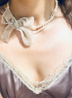 Torn Velvet Bow Pearl Necklace