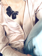 Torn Velvet Bow Pearl Necklace