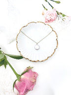 Luna Pearl Necklace