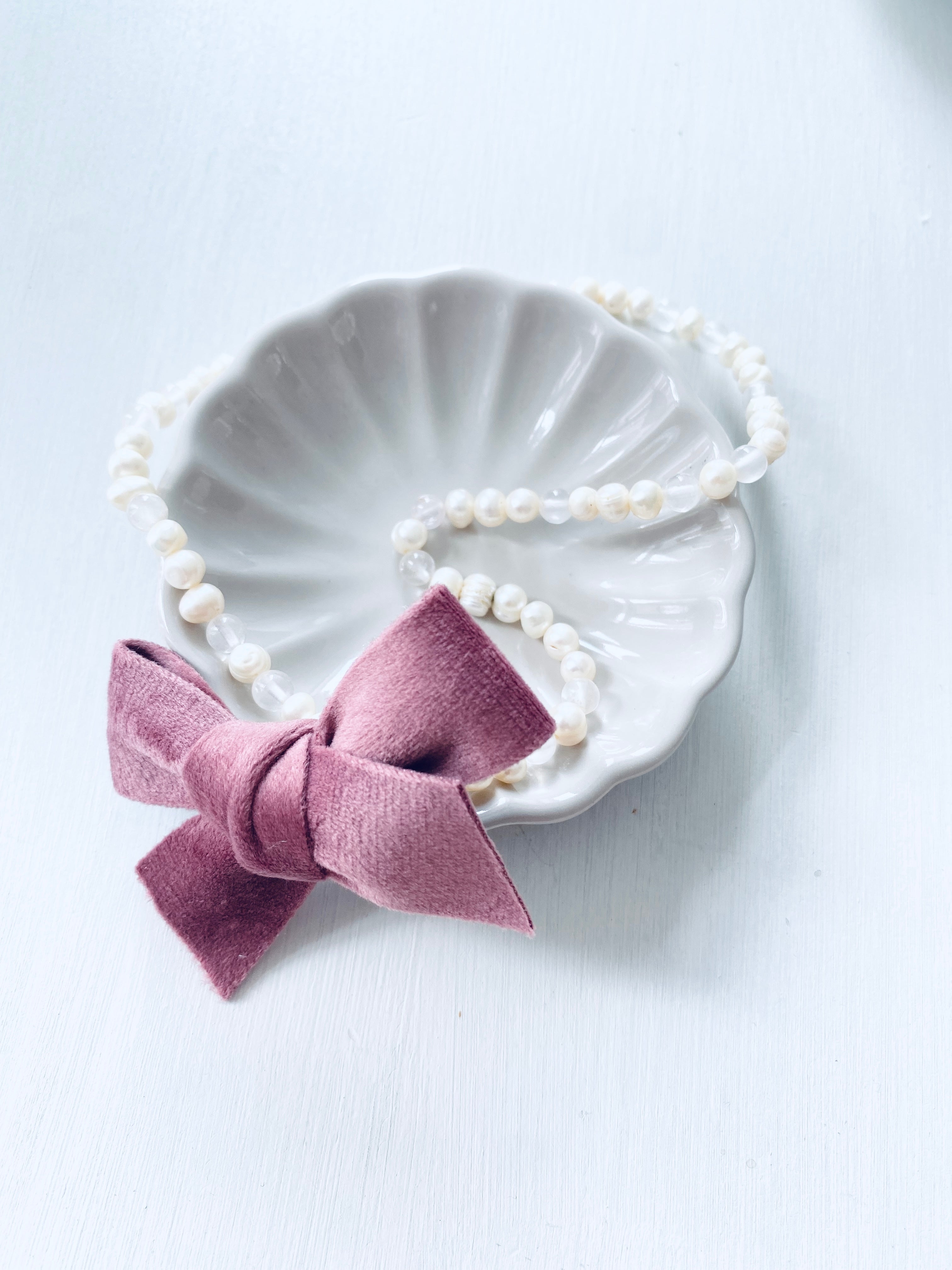 Velvet Bow Pearl Necklace