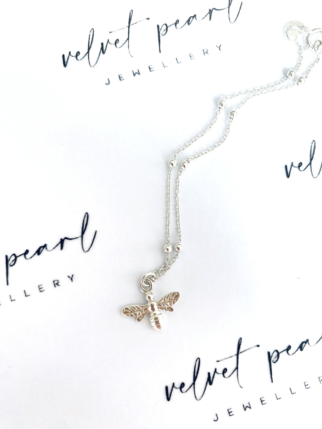 Dainty Bee Bracelet